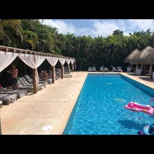 Meet your Posher, Lorrie